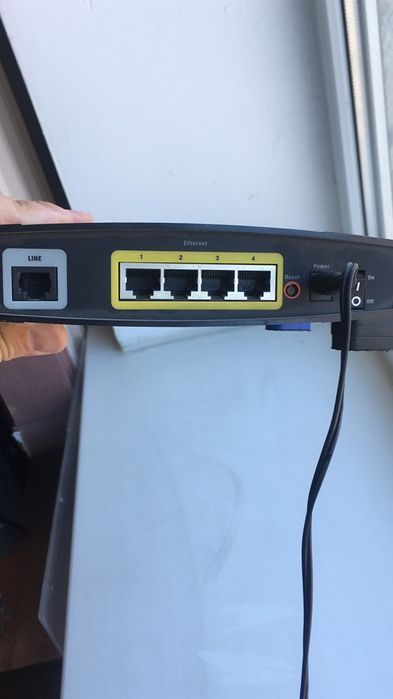 Продам Linksys ADSL2 Gateway with 4-Port Switch
