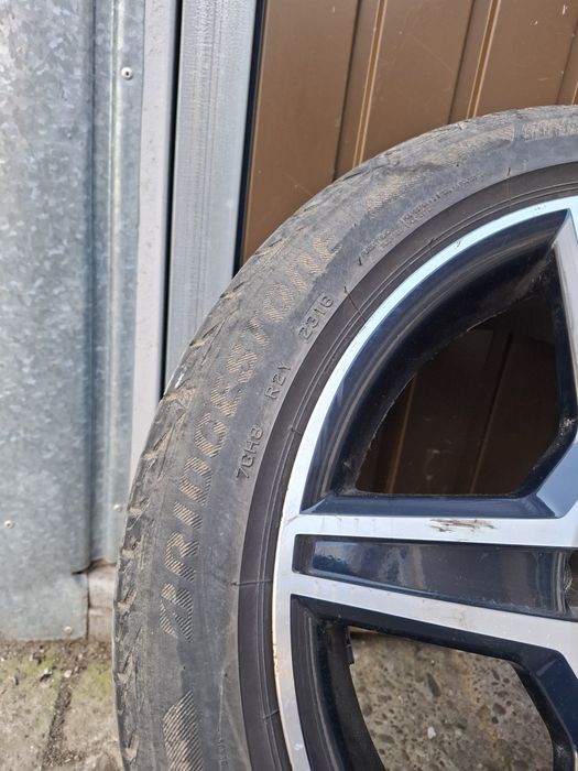 Roti 225 45 r17 bridgestone