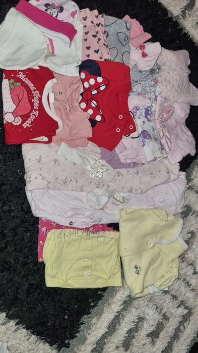 Лотове бебешки дрехи.