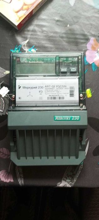 Продам трех фазные счётчики