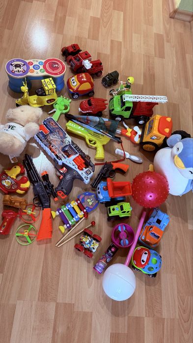 Продам детские игрушки