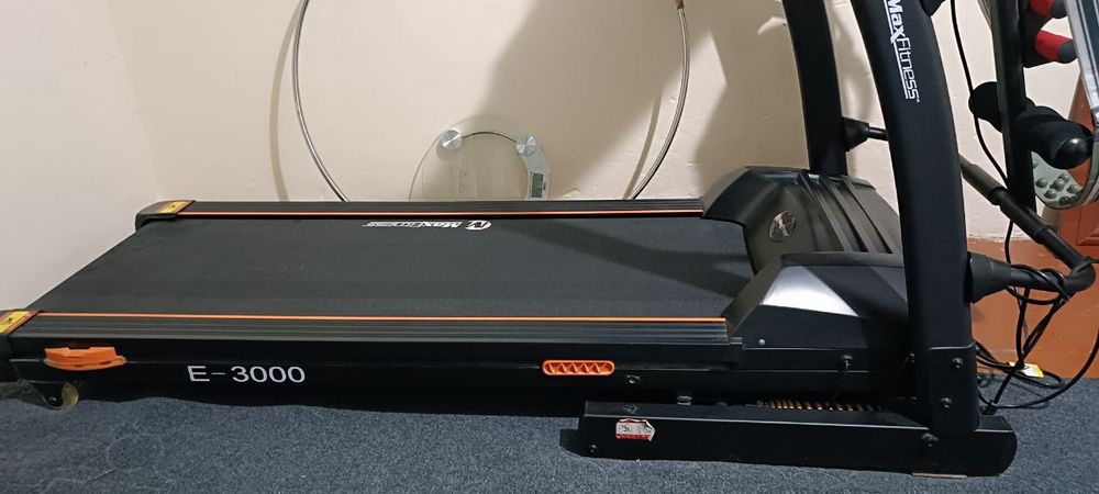 Бегавой дорожка E 3000