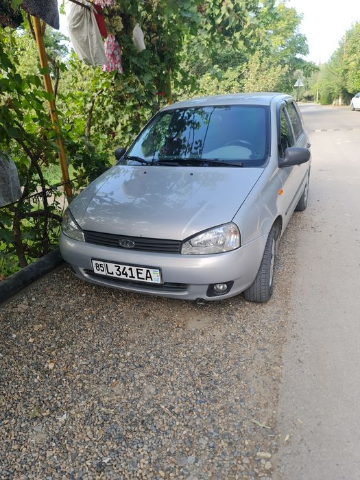Lada kalina universal yangi moshina