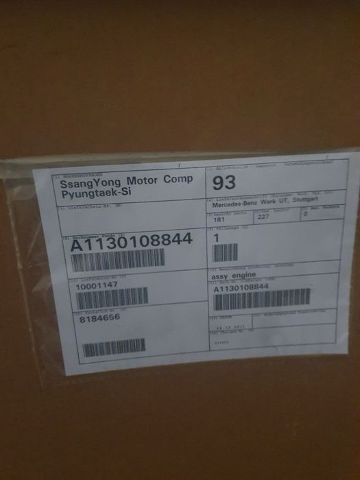 Mercedes-Bez Yangi  V-8 Mator nalichida