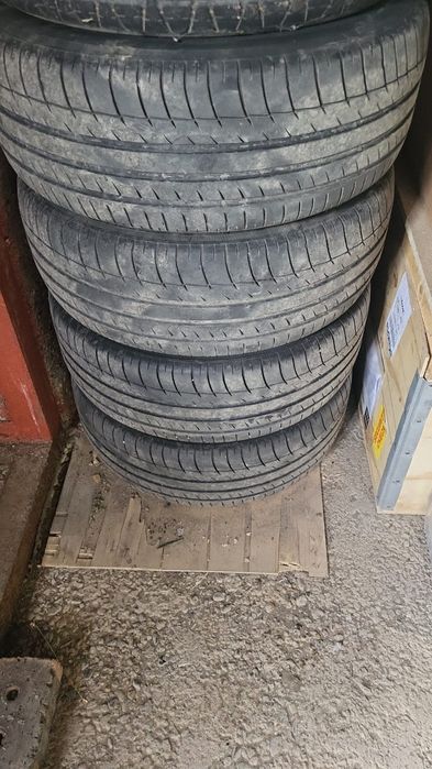 Продам летние шины