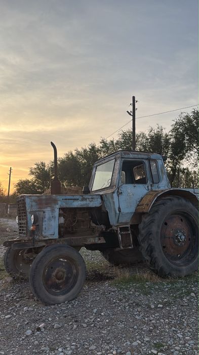 Трактор MDZ 80.