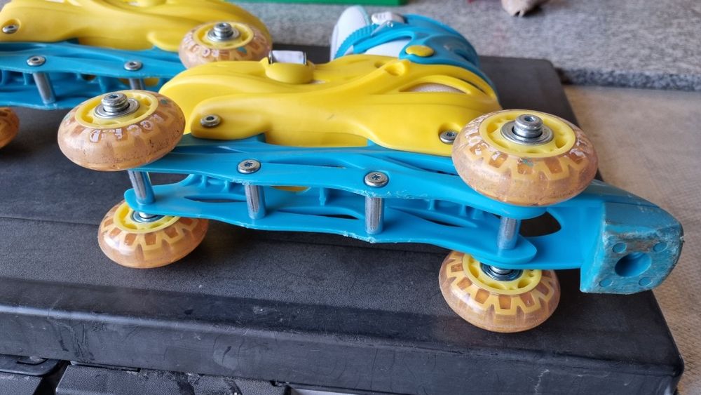 Role copii 4 roti + set cotiere