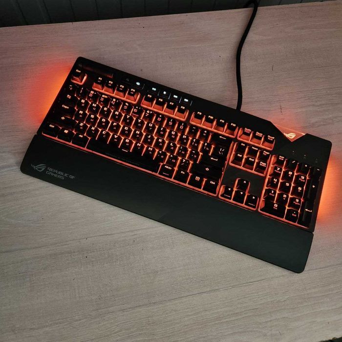 Клавиатура ASUS ROG Strix XA01
