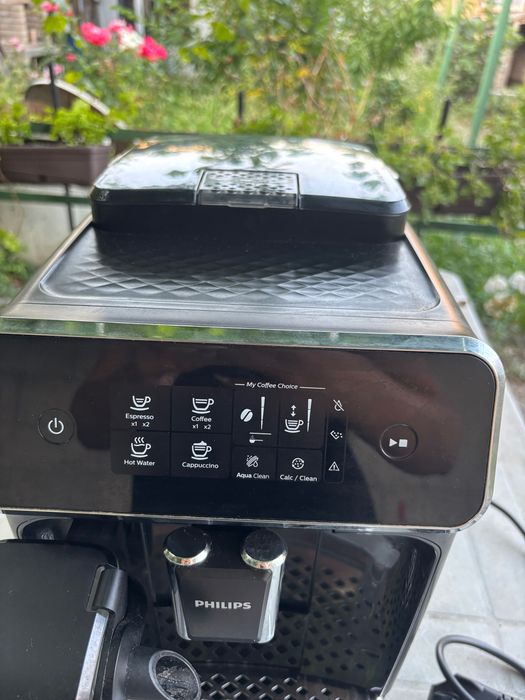 Кафемашина Philips series 2200