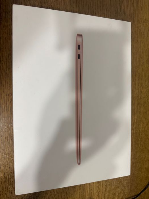 Macbook Air M1, Gold