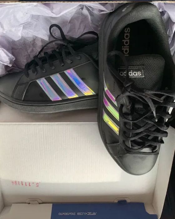 Pantofi sport de firmă