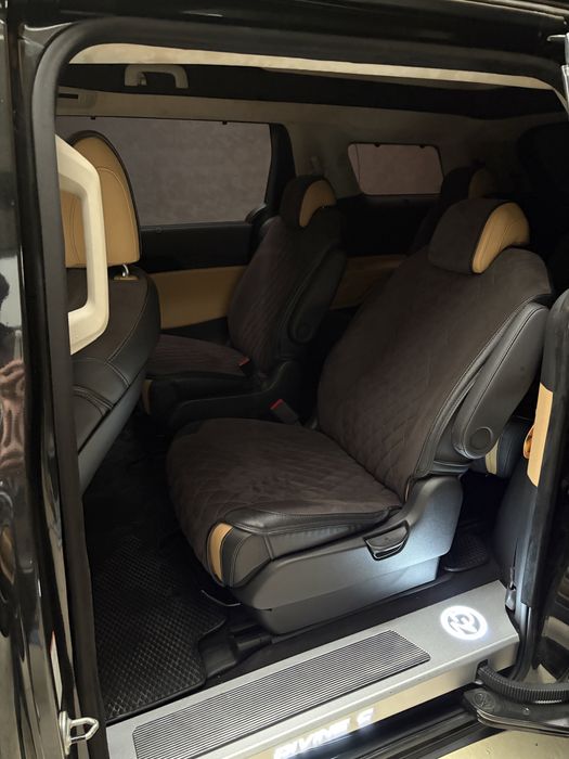 KIA CARNIVAL Hi Limousine 2023/40500$