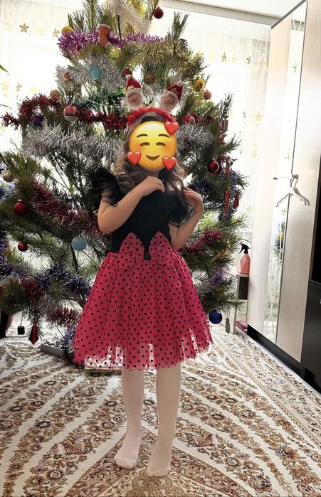 Платья празднечные на девочку