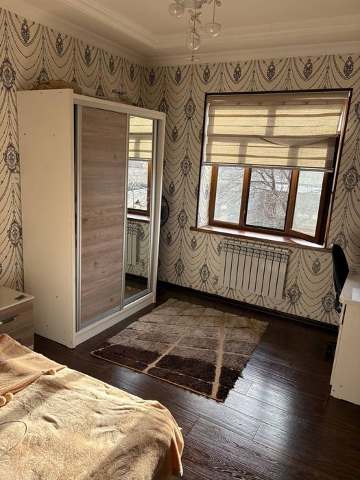 Uy sotiladi Zangota erkin qurilish