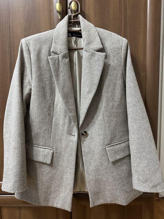 Сако с примес на вълна Zara - ново