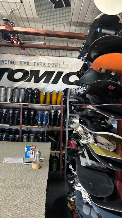 Echipamente schi de vanzare