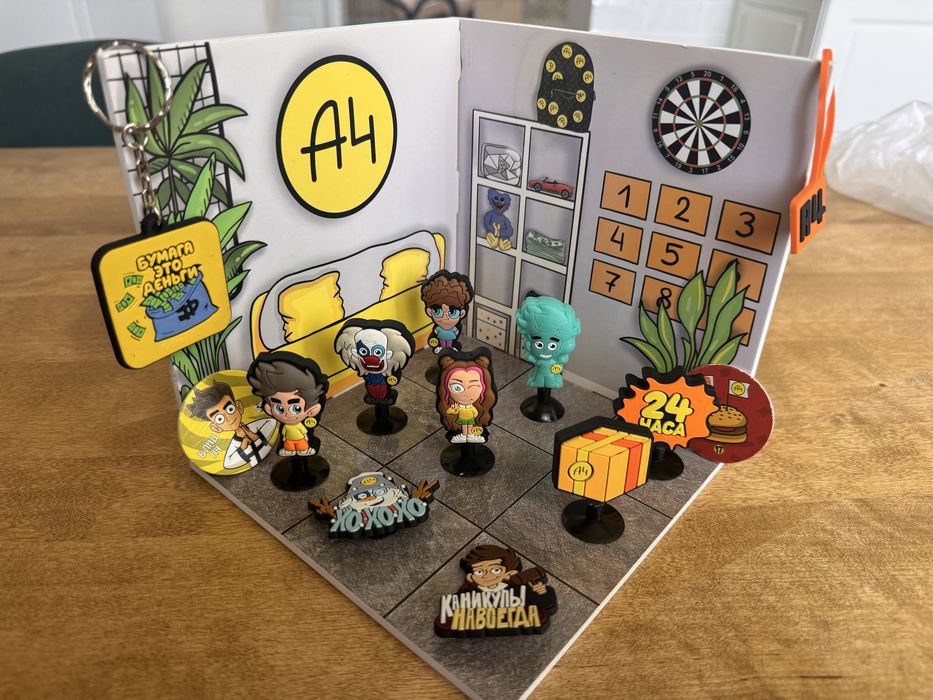 Продам kinder фигурки майн крафт, Влад а4
