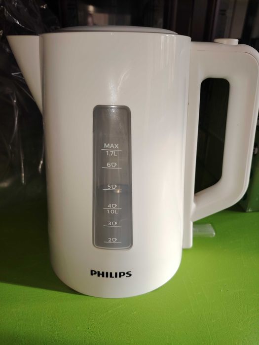 Продаётся электрический чайник