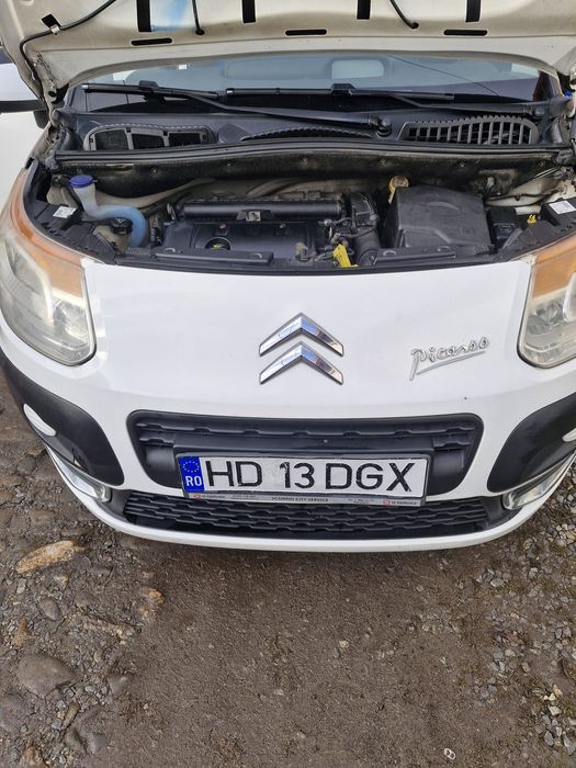 Vând Citoren C3 Picasso