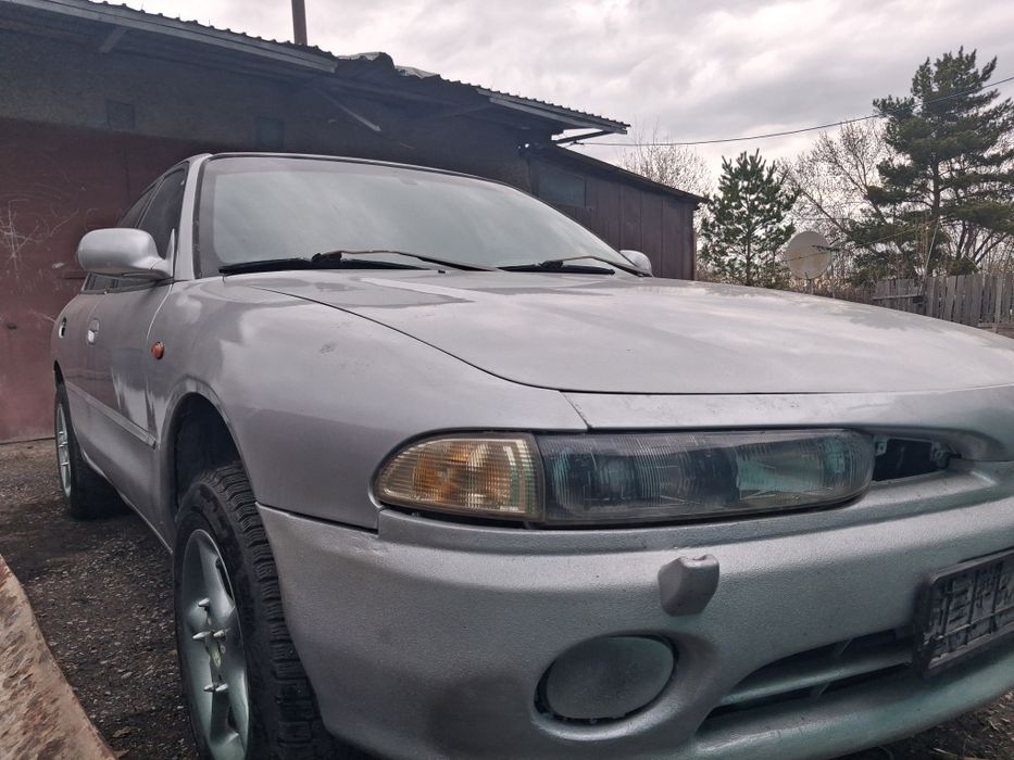 Митсубиси галант е55