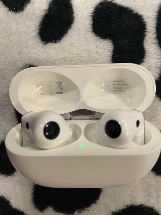 Casti Huawei FreeBuds Pro 4