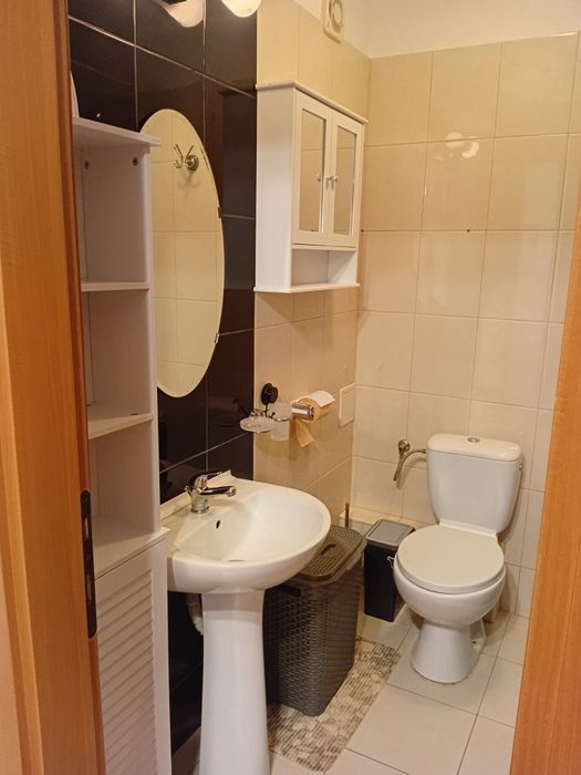 Închiriez garsoniera Confort City