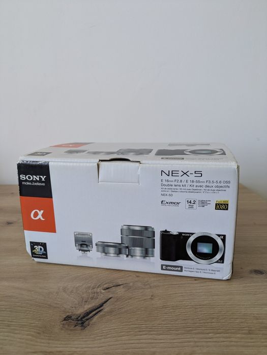 Sony NEX5 + E 18-55 УНИКАЛНИ СНИМКИ Дигитален Фотоапарат в Отлично Състояние
