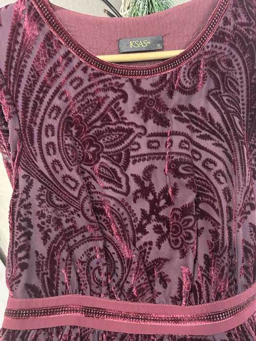 Продается  платье новое  (Турция)