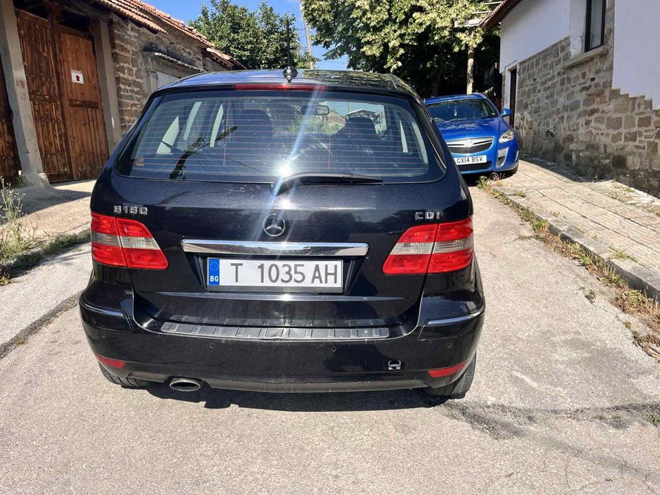 Mercedes B180 2010г на части