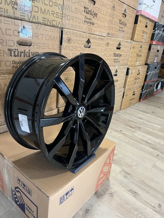 Jante noi R18 5x112 pt VW Passat, Golf, ID 3, Tiguan, Jetta, Arteon