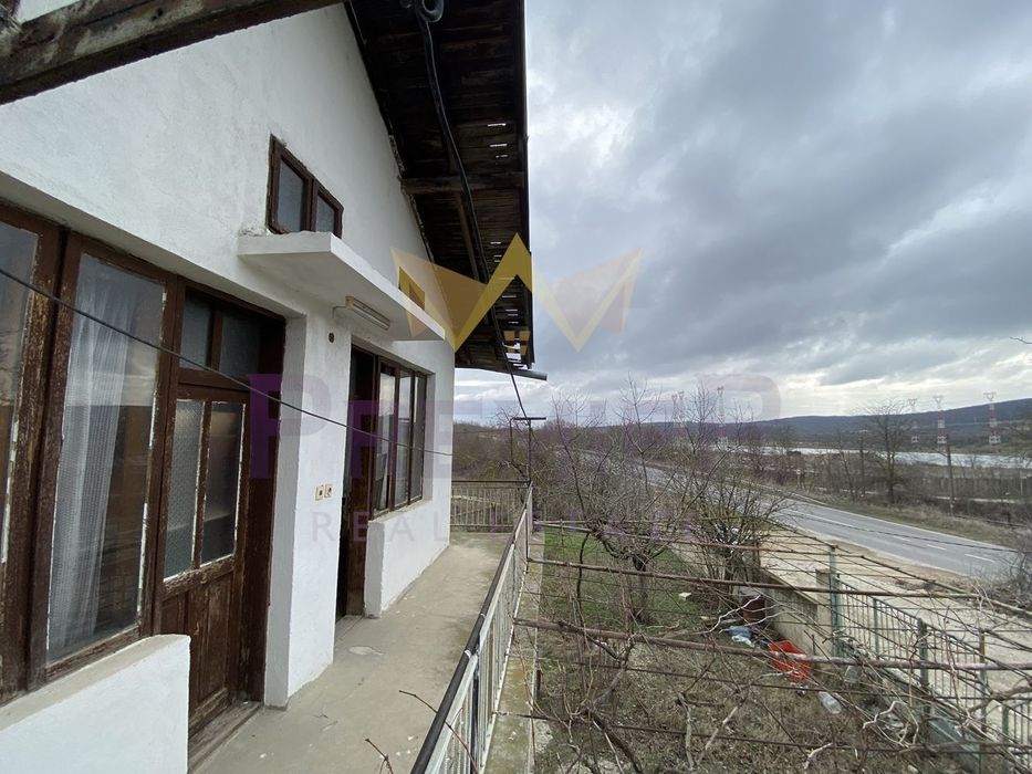 Продава се Къща в Белослав - 60 кв.м за 575 €/кв.м - Снимка #2