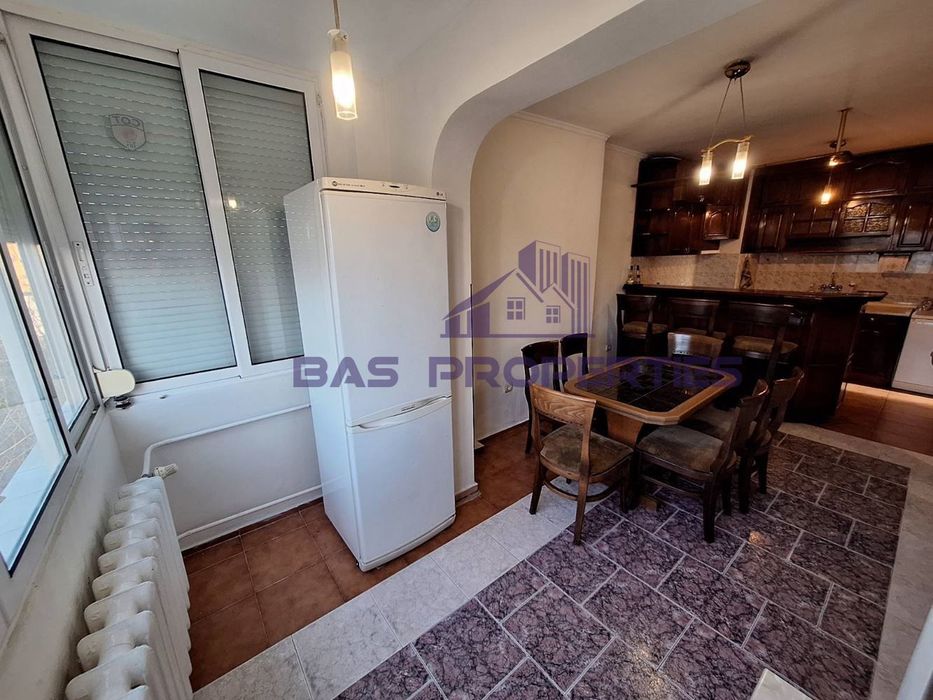 Продава се Четиристаен апартамент в София, Дружба 2 - 110 кв.м за 2171 €/кв.м - Снимка #8
