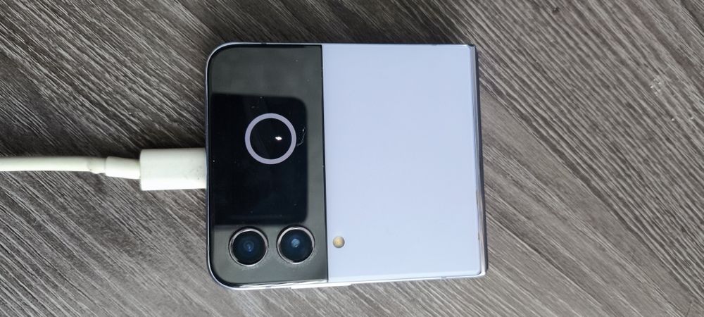 Samsung z flip 4