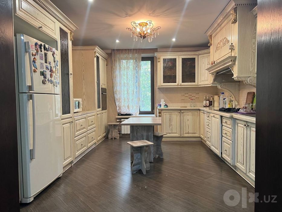 Продается 6ти ком квартира, ЖК Габус, ориентир: бывш. Гламур, 220м²