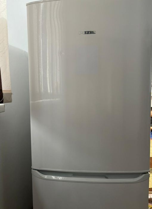 Холодильник б/у.