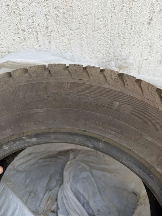 Авто шины 215/65/16