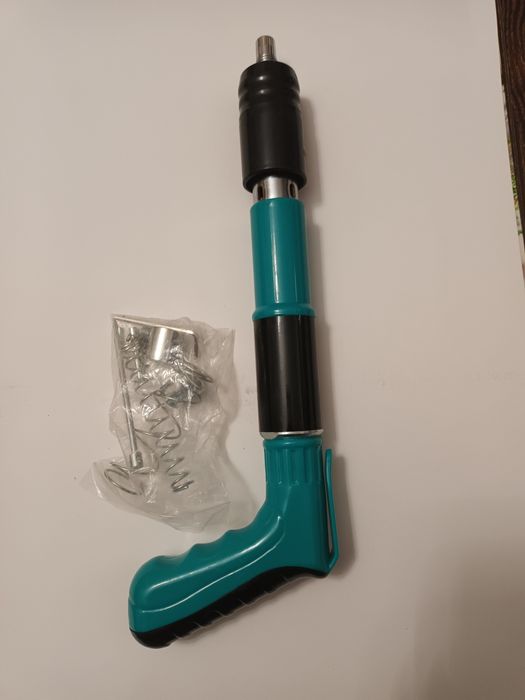 Пистолет за пирони