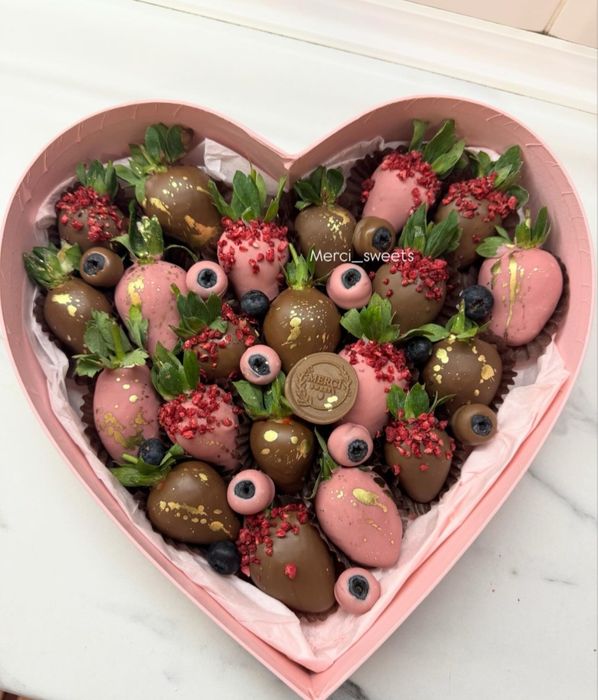 клубника в шоколаде