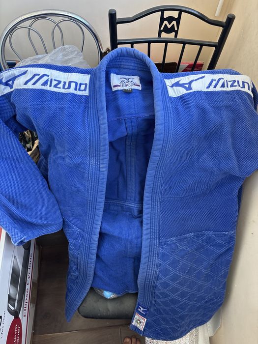 Продам кимоно Мизуно