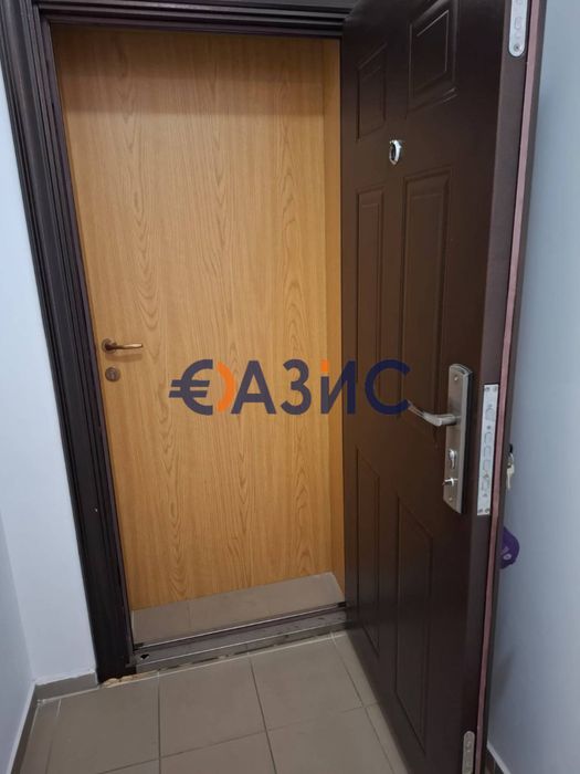 Продава се Двустаен апартамент в к.к. Слънчев бряг - 63 кв.м за 721 €/кв.м - Снимка #7
