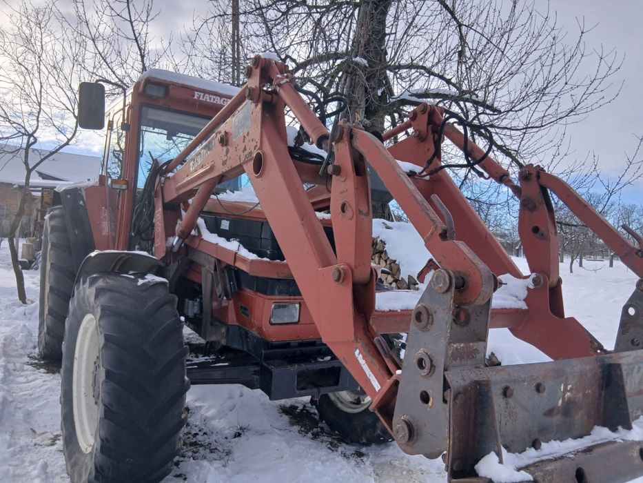 Fiat F100 încărcător frontal cu joystick