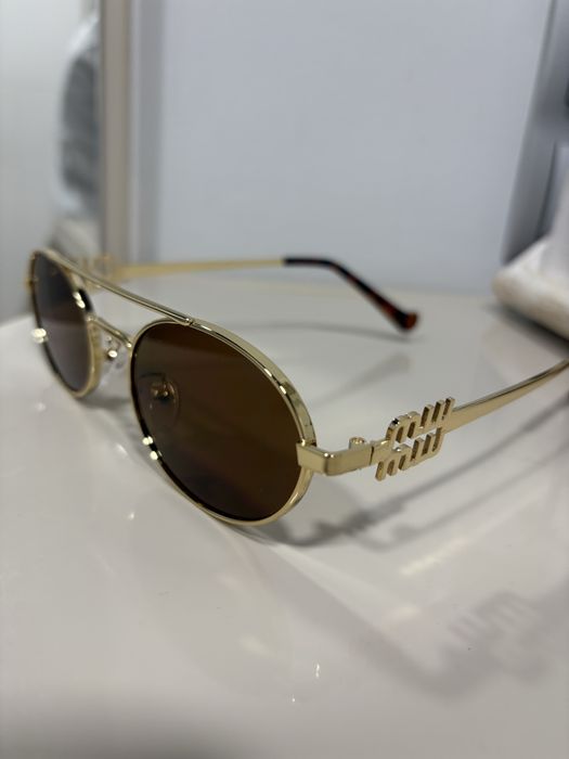 Слънчеви очила Miu Miu