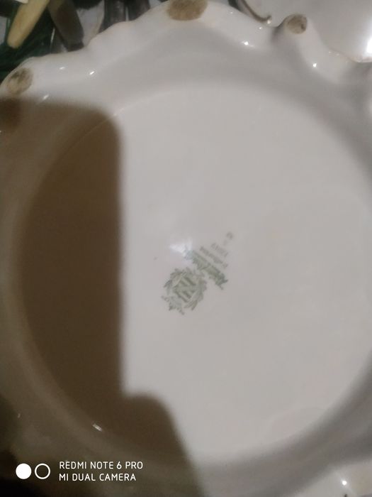Продам фарфоровую посуду под реставрацию