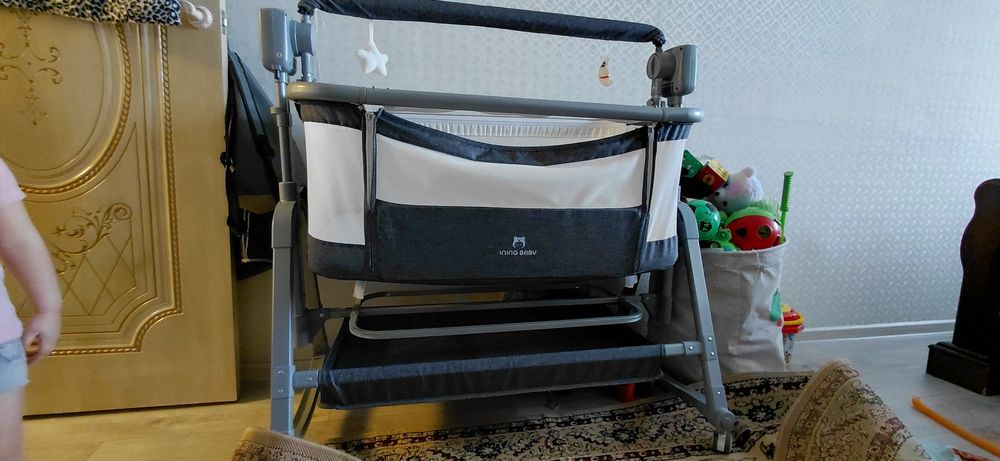 Продаётся детская кроватка