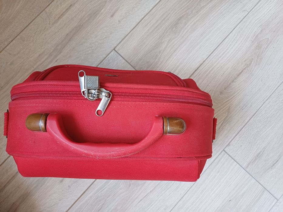 Продам БУ кейс портфель от Орифлейм