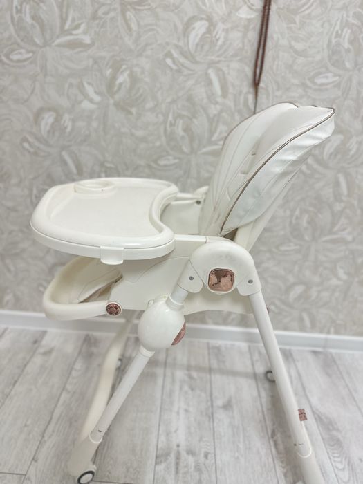 Продается стол для кормление малыша