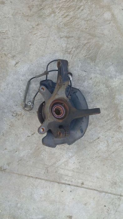 Fuzeta dreapta fata 1.0 b suzuki splash ex