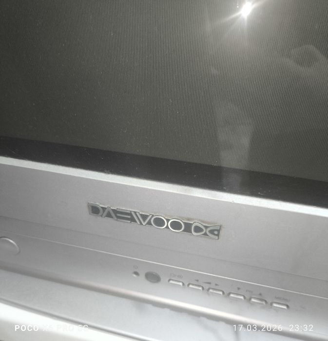 Продам телевизор