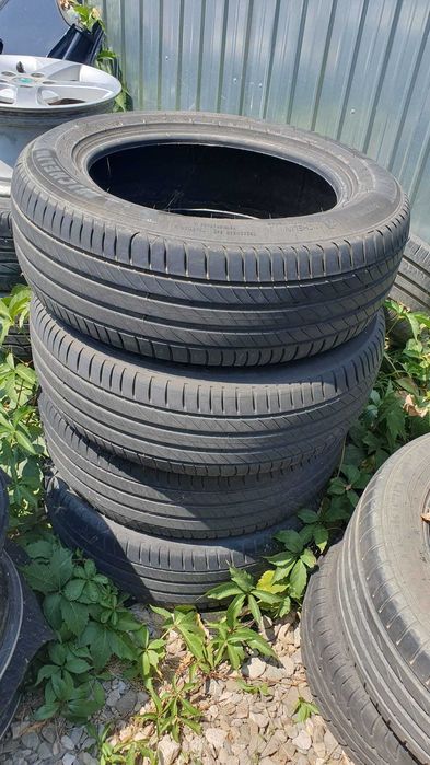 anvelope Michelin 215/60 R17