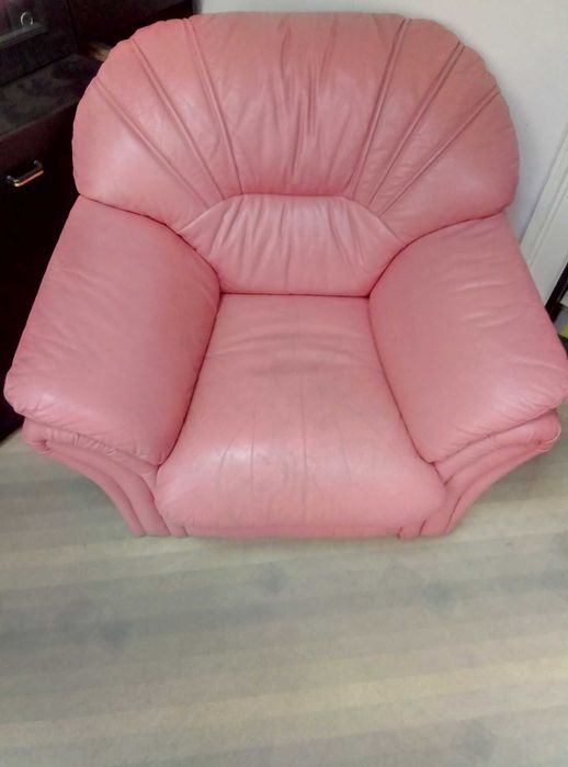 италиянска кожена холова гарнитура